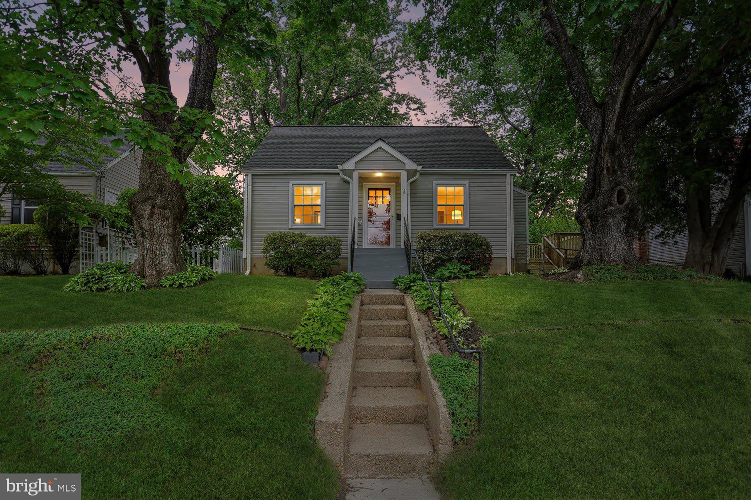 3505 Murdock Road Kensington, MD 20895 - Photo 34 of 34 Front Elevation Twilight