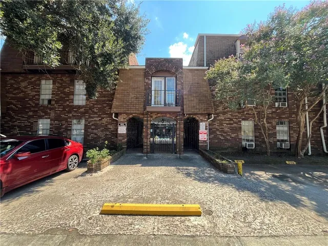 $67,000 | 6220 Riverside Drive, Unit 459, Metairie, LA 70003