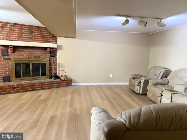 $649,000 | 1311 East Holly Avenue, Sterling, VA 20164