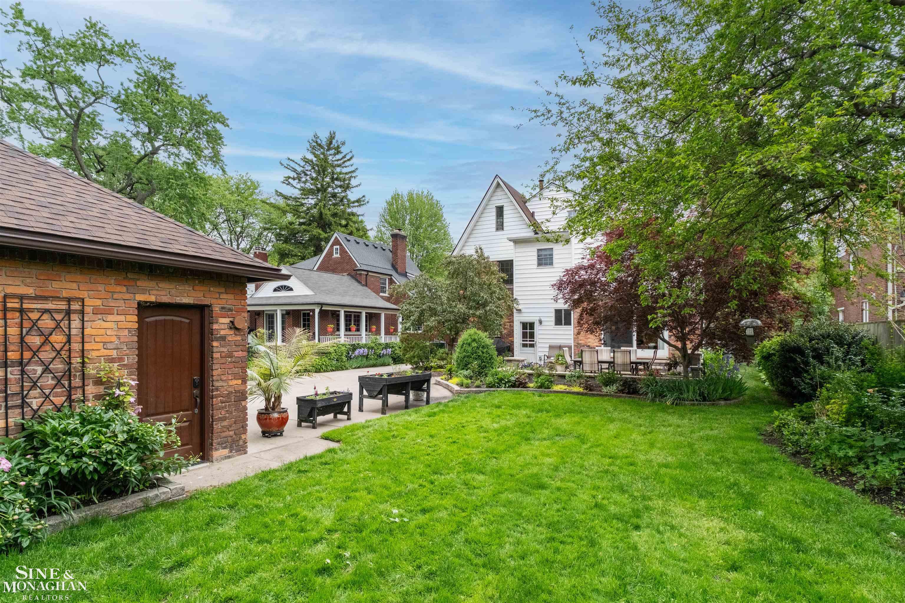 1251 Yorkshire Road Grosse Pointe Park, MI 48230 - Photo 90 of 99