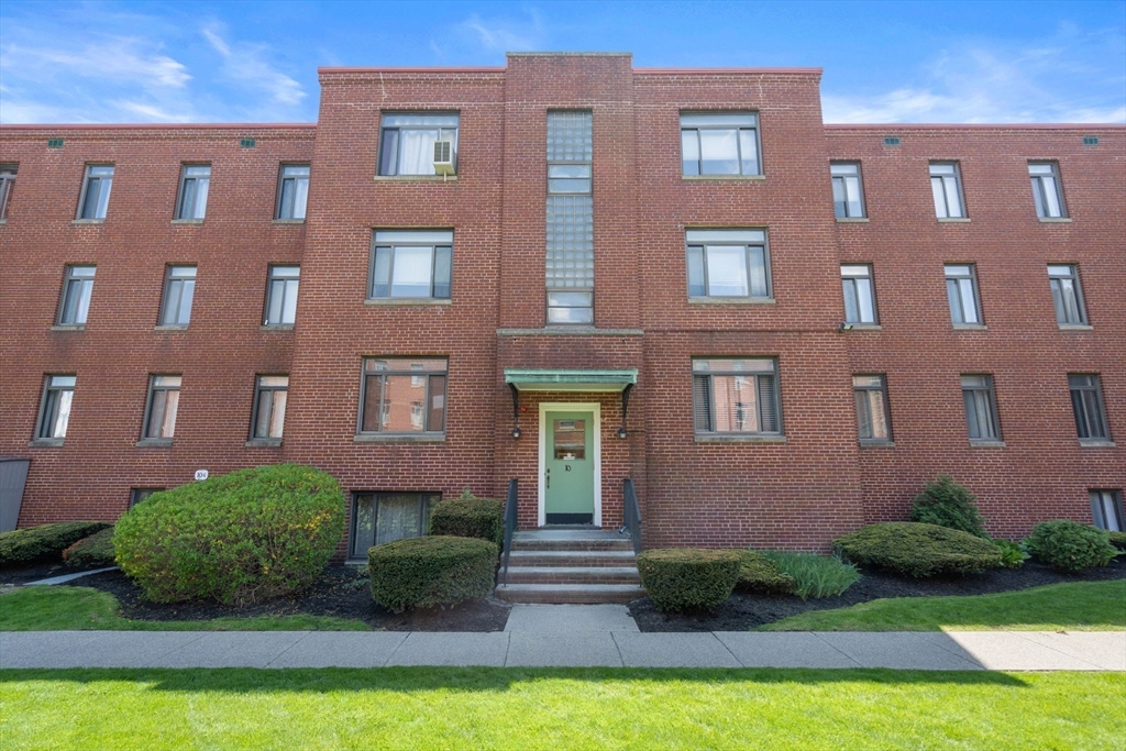 10 Ashland Street, Unit 2L Worcester, MA 01609 - Photo 4 of 22