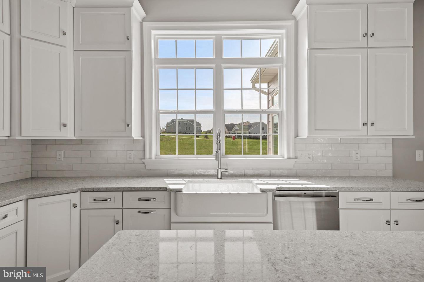 994 Valley Crossing Drive Lititz, PA 17543 - Photo 14 of 61