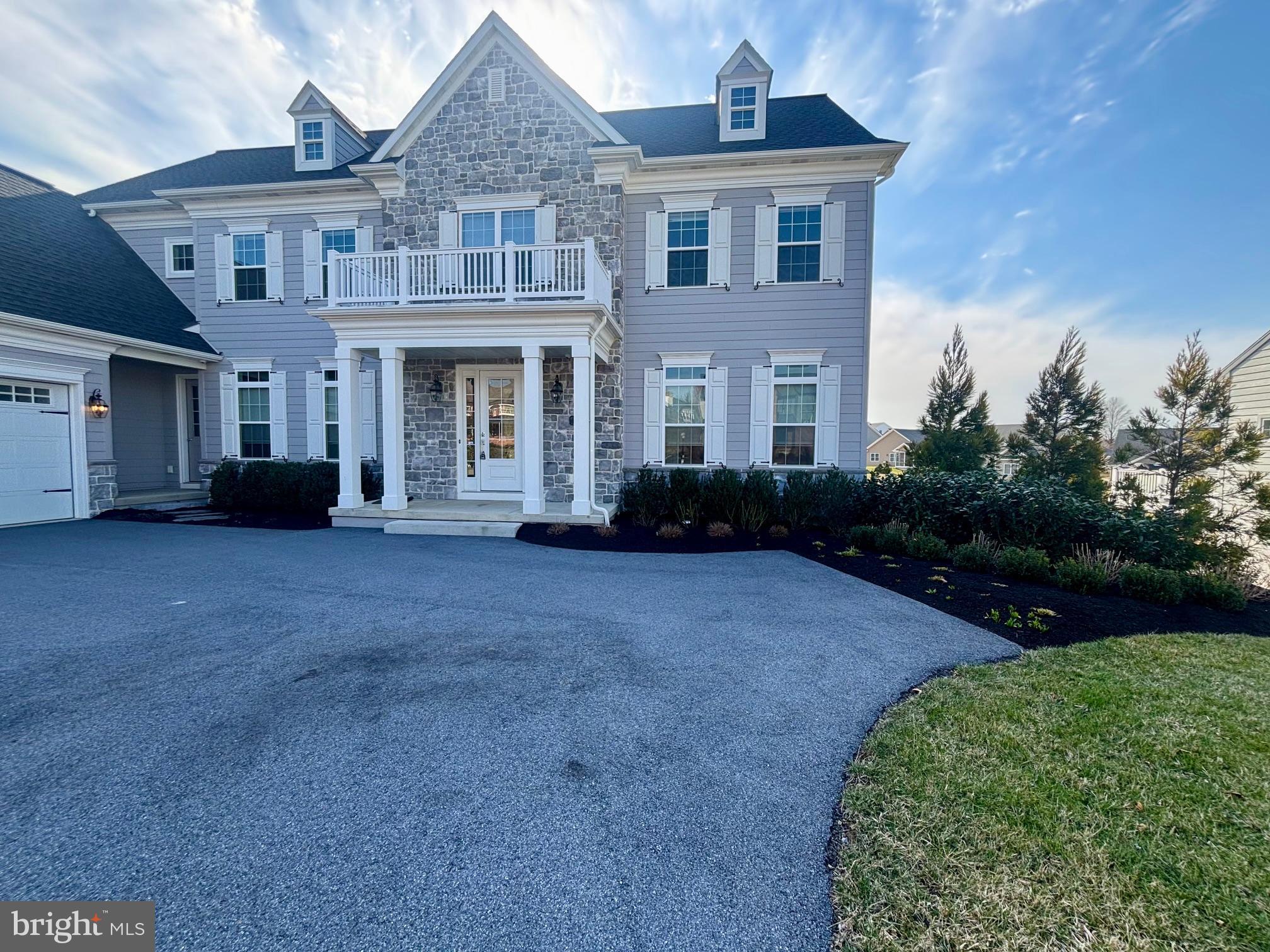 994 Valley Crossing Drive Lititz, PA 17543 - Photo 4 of 61