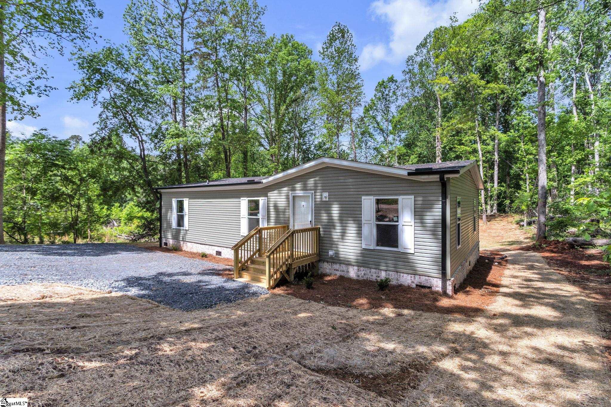 146 Burmaster Street Inman, SC 29349 - Photo 3 of 26