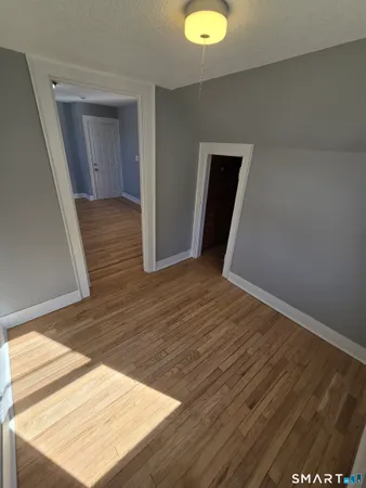 $2,250 | 263 Sheffield Avenue, Unit 3, New Haven, CT 06511