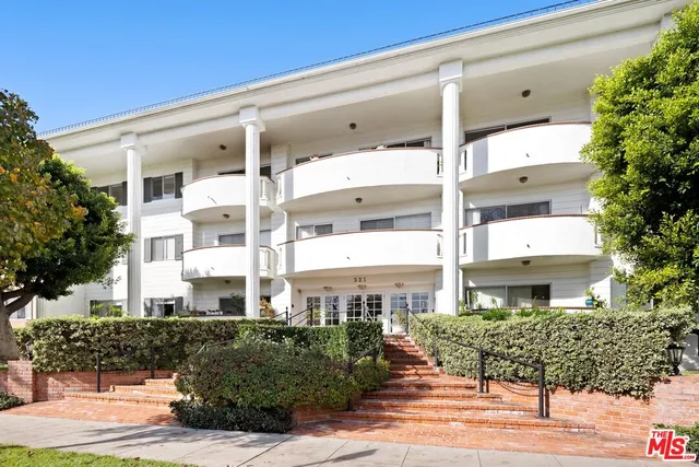 $825,000 | 521 Montana Avenue, Unit 305, Santa Monica, CA 90403