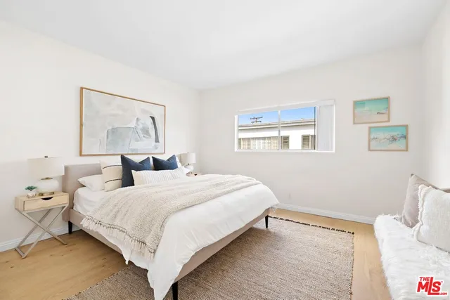 $825,000 | 521 Montana Avenue, Unit 305, Santa Monica, CA 90403