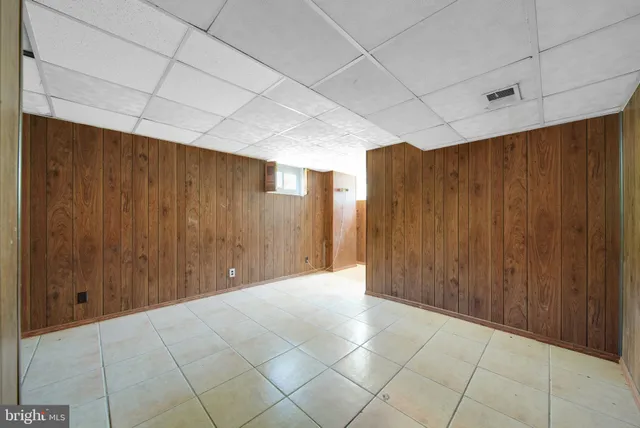 $3,000 | 10502 Glenhaven Drive, Silver Spring, MD 20902