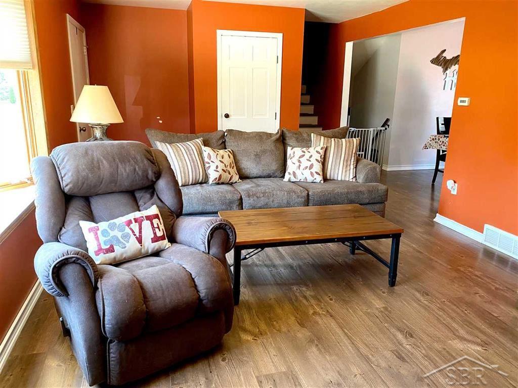2440 Dewyse Road Bay City, MI 48708 - Photo 3 of 21 50010033-2.JPG