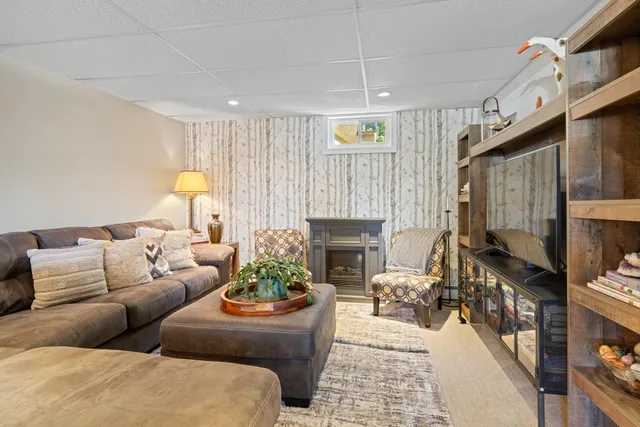 $399,500 | 17 Alderwood Court, Claremont, NH 03743