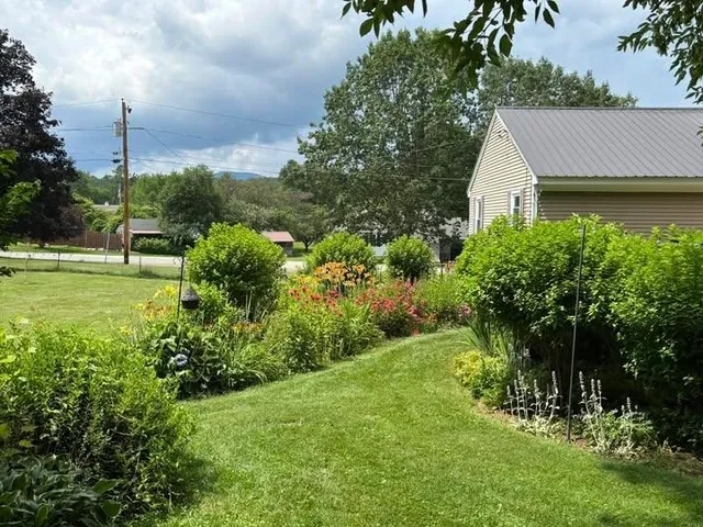 $399,500 | 17 Alderwood Court, Claremont, NH 03743