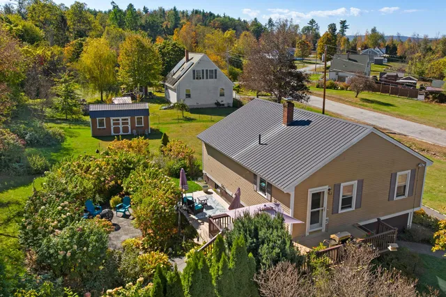 $399,500 | 17 Alderwood Court, Claremont, NH 03743