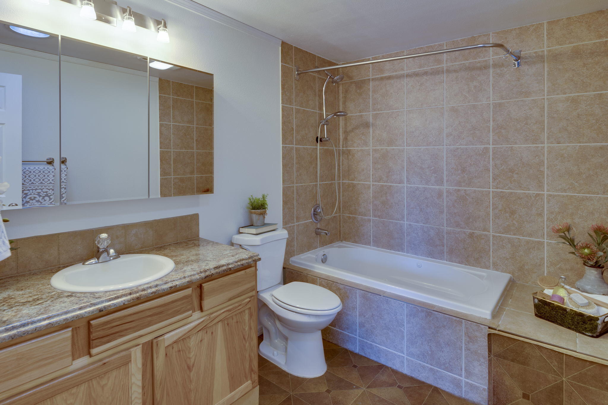 444 Southwest 29th Court Redmond, OR 97756 - Photo 21 of 34 16-web-or-mls-444 SW 29th Ct-16