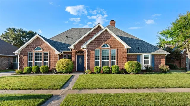 $3,750 | 2508 Fox Glenn Circle, Bedford, TX 76021