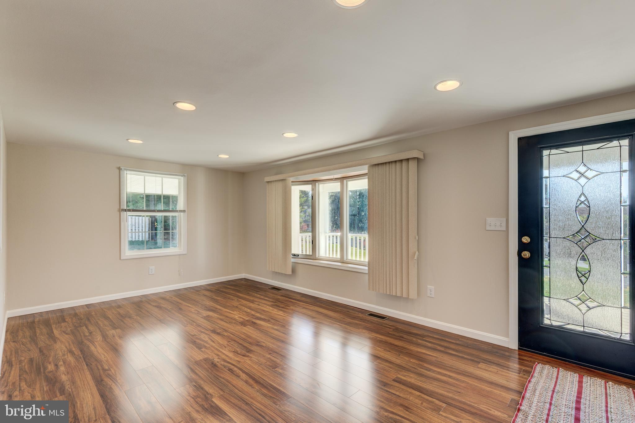 1707 Lauterbach Road Finksburg, MD 21048 - Photo 9 of 48 Large Living Room
