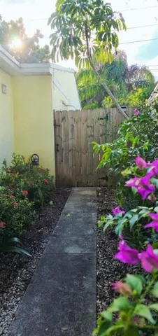 $875,000 | 1215 Northeast 13th Avenue, Fort Lauderdale, FL 33304