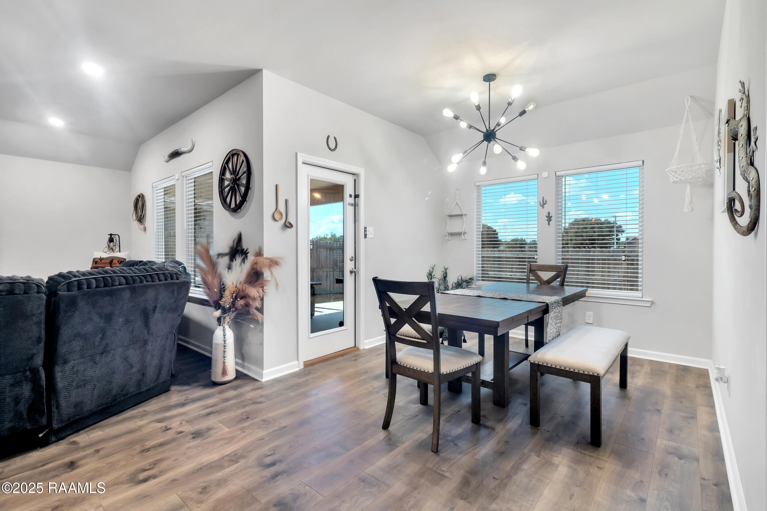 129 Emerald Star Lane Lafayette, LA 70506 - Photo 4 of 16 Dining