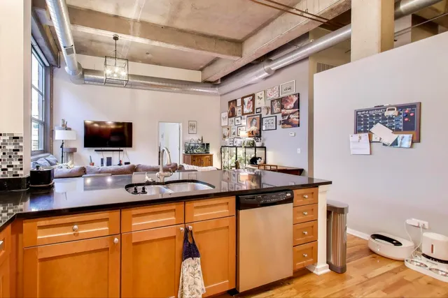 $449,000 | 1735 North Paulina Street, Unit 419, Chicago, IL 60622