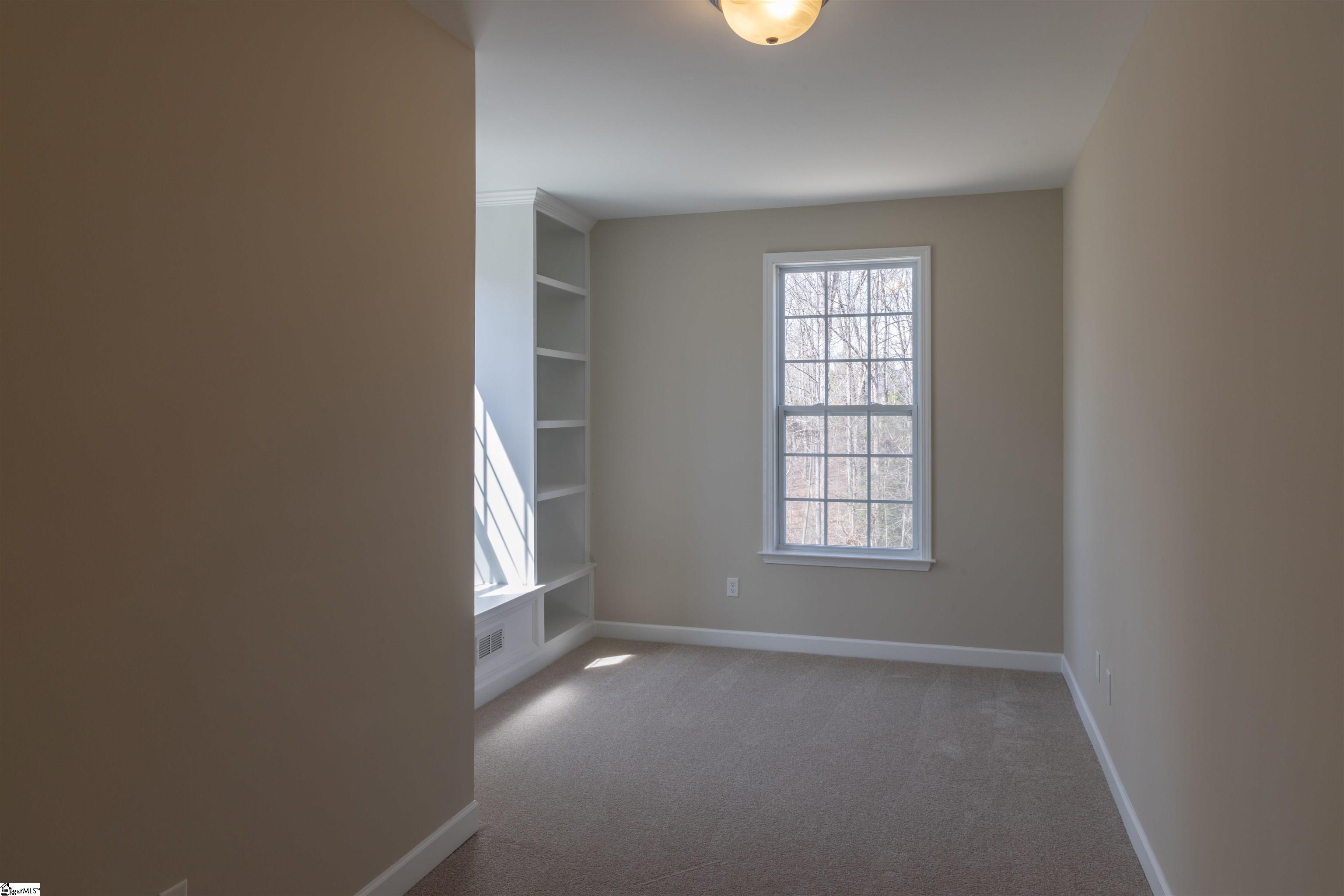 216 Rivendell Drive Pelzer, SC 29669 - Photo 15 of 32