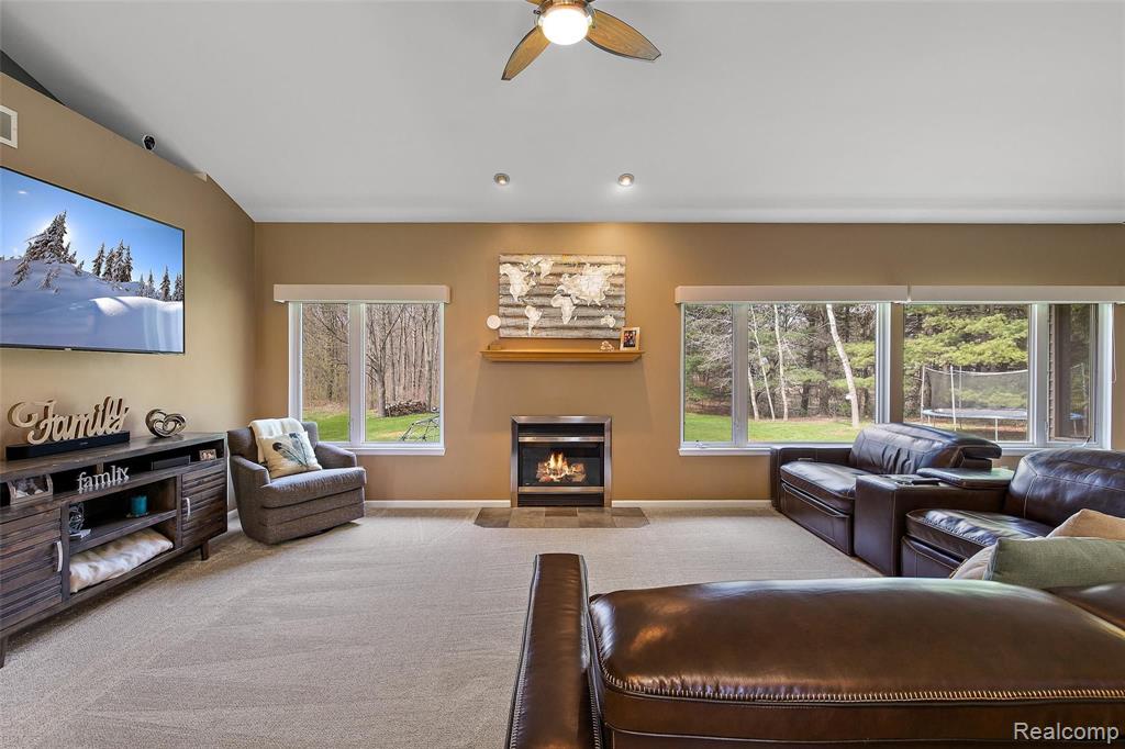 6873 Bergin Road Howell, MI 48843 - Photo 5 of 61 Gallery Image 5