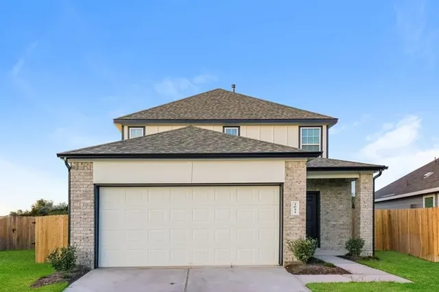 $2,025 | 3033 Wood Lily Drive, Brookshire, TX 77423