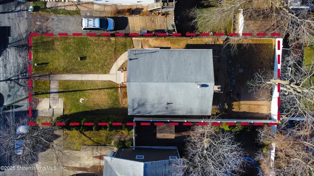 $660,000 | 59 Almond Street | Huguenot