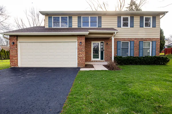$599,000 | 5-n575 5-n575 Abilene Trail, Bloomingdale, IL 60108