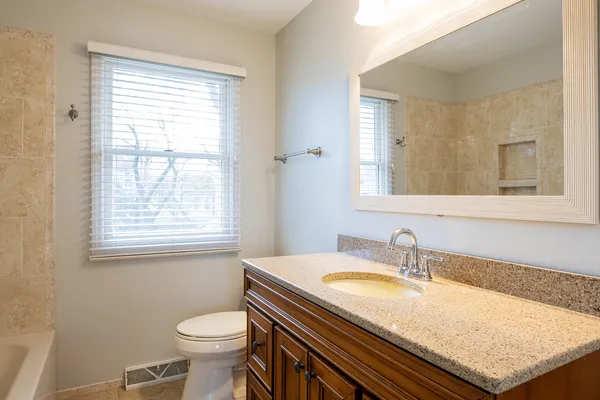 $599,000 | 5-n575 5-n575 Abilene Trail, Bloomingdale, IL 60108