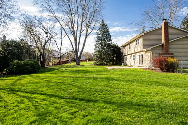 $599,000 | 5-n575 5-n575 Abilene Trail, Bloomingdale, IL 60108