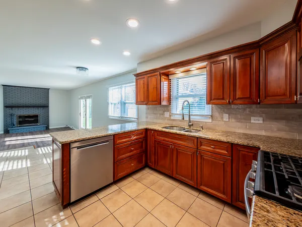 $599,000 | 5-n575 5-n575 Abilene Trail, Bloomingdale, IL 60108