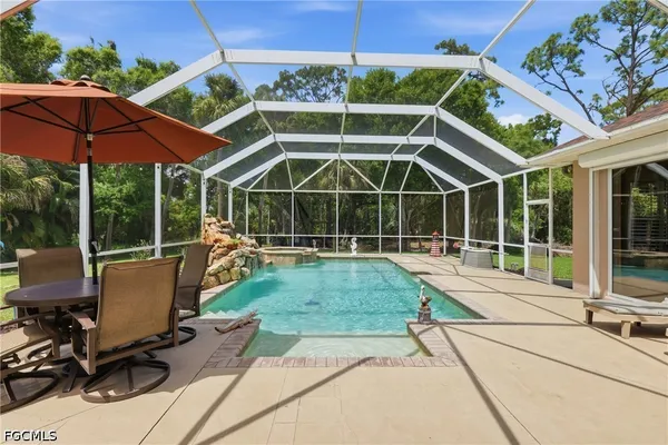 $675,000 | 18186 Sandy Pines Circle, North Fort Myers, FL 33917
