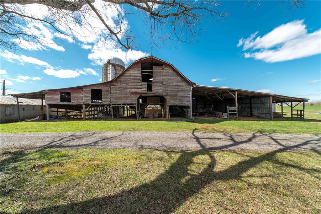 2012 Old Fletcher Road Yadkinville, NC 27055 - Photo 31 of 33