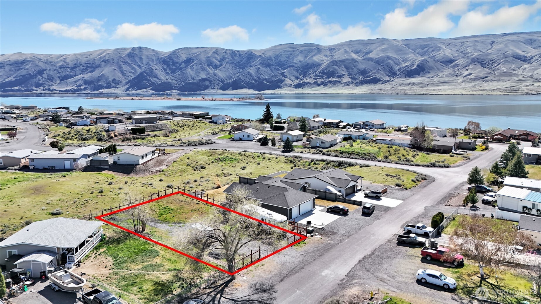 507 Autumn Loop Mattawa, WA 99349 - Photo 8 of 16