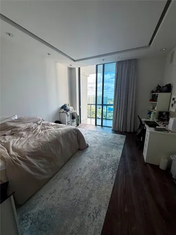 $10,700 | 3300 Northeast 188th Street, Unit 917, Aventura, FL 33180