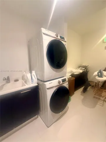 $10,700 | 3300 Northeast 188th Street, Unit 917, Aventura, FL 33180