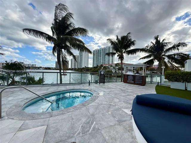 $10,700 | 3300 Northeast 188th Street, Unit 917, Aventura, FL 33180