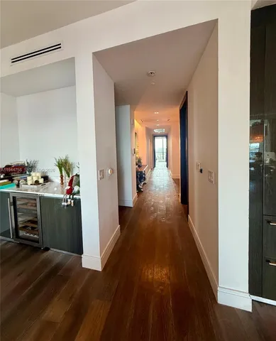 $10,700 | 3300 Northeast 188th Street, Unit 917, Aventura, FL 33180