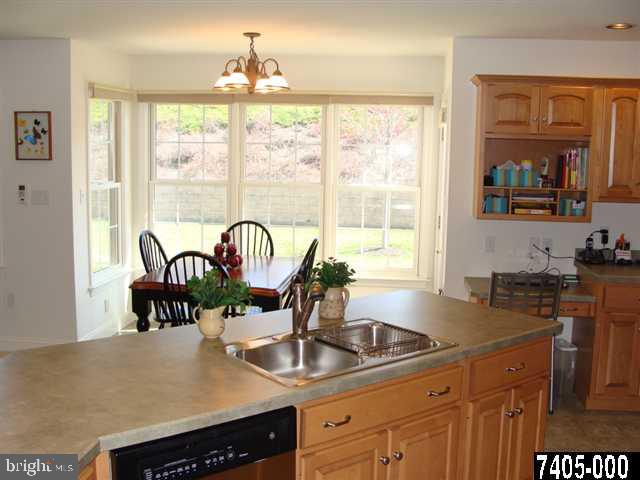 551 Campbell Road York, PA 17402 - Photo 5 of 25 Gallery Image 5