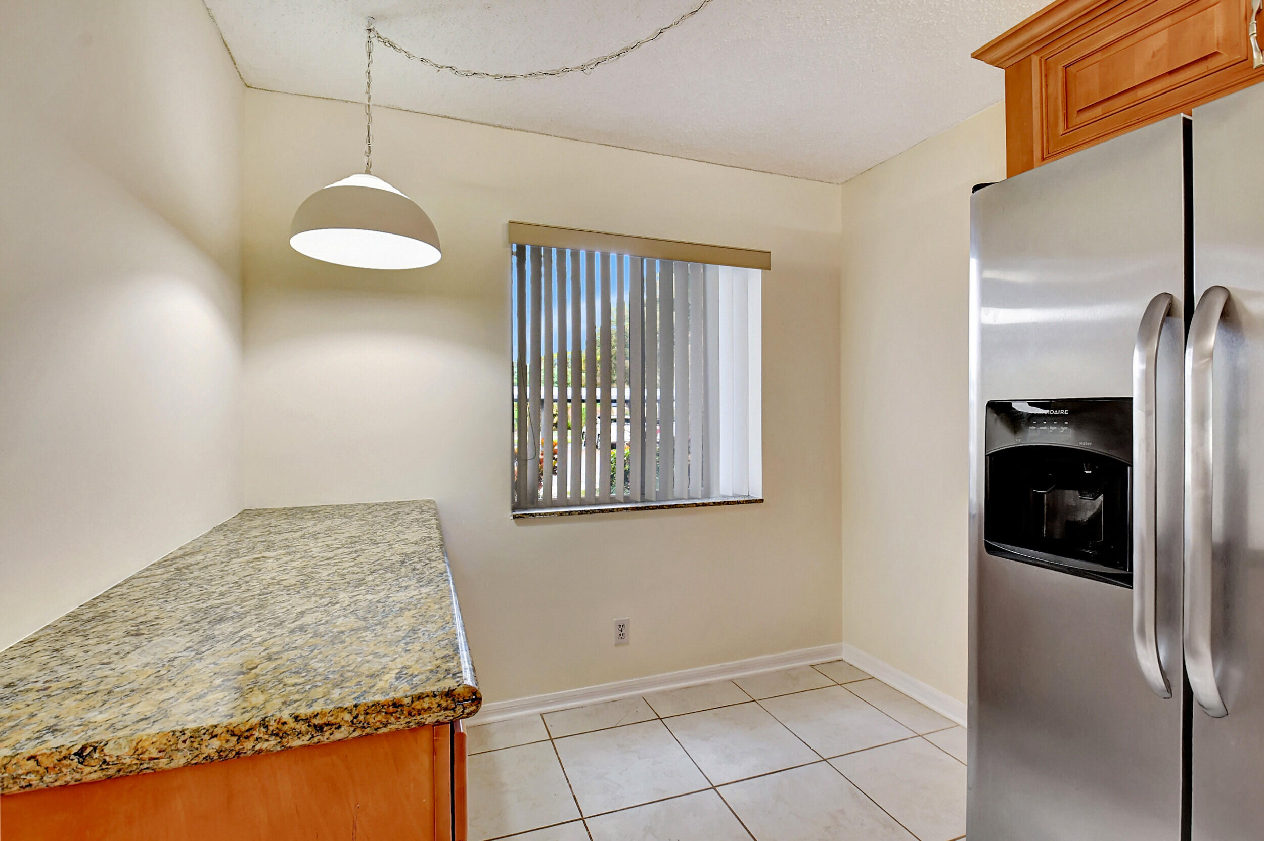 440 Northwest 67th Street, Unit H102 Boca Raton, FL 33487 - Photo 7 of 34 Kitchen w/eat in breakfast area