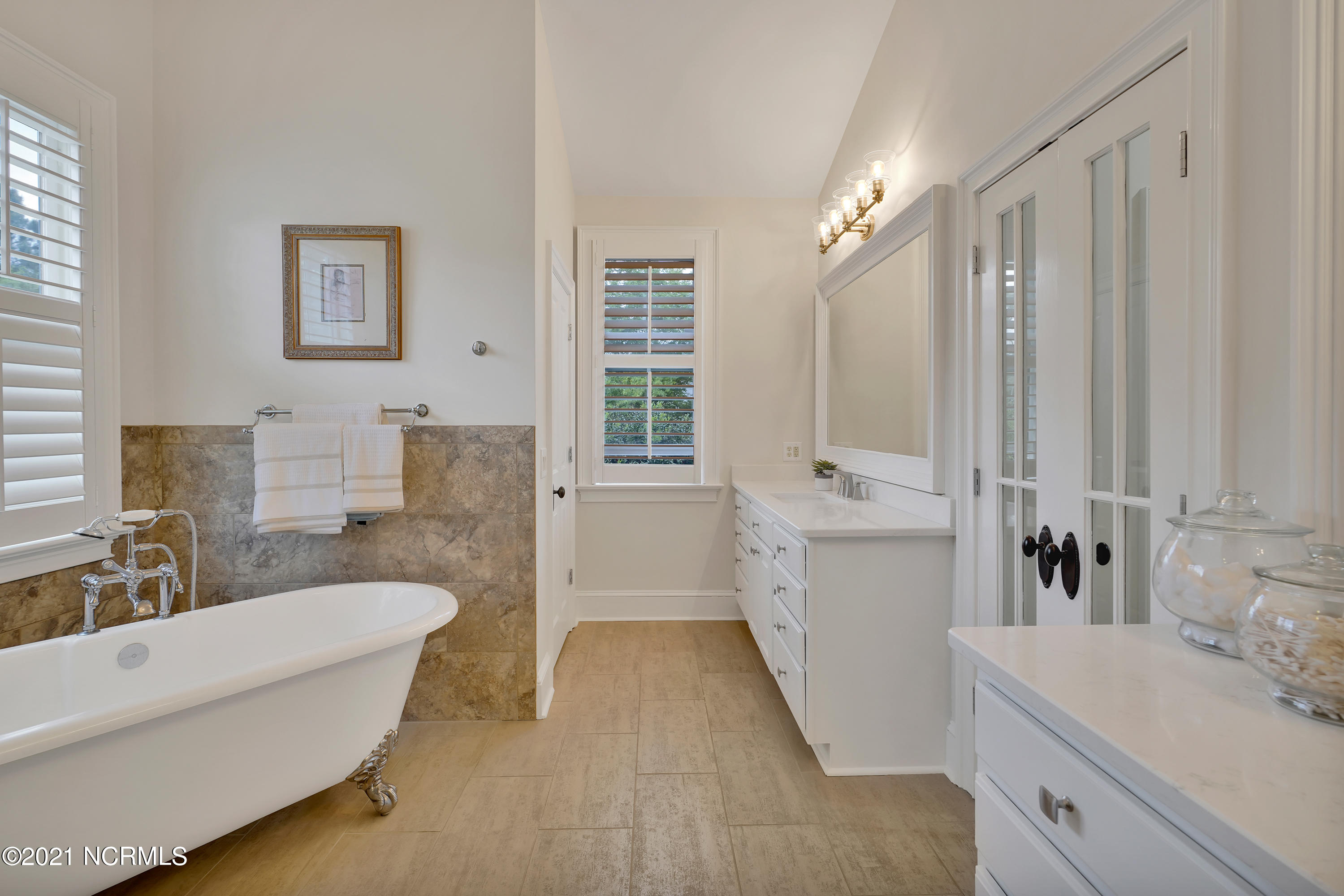809 Fox Ridge Lane Wilmington, NC 28405 - Photo 31 of 64 809FoxRidgeLane-33