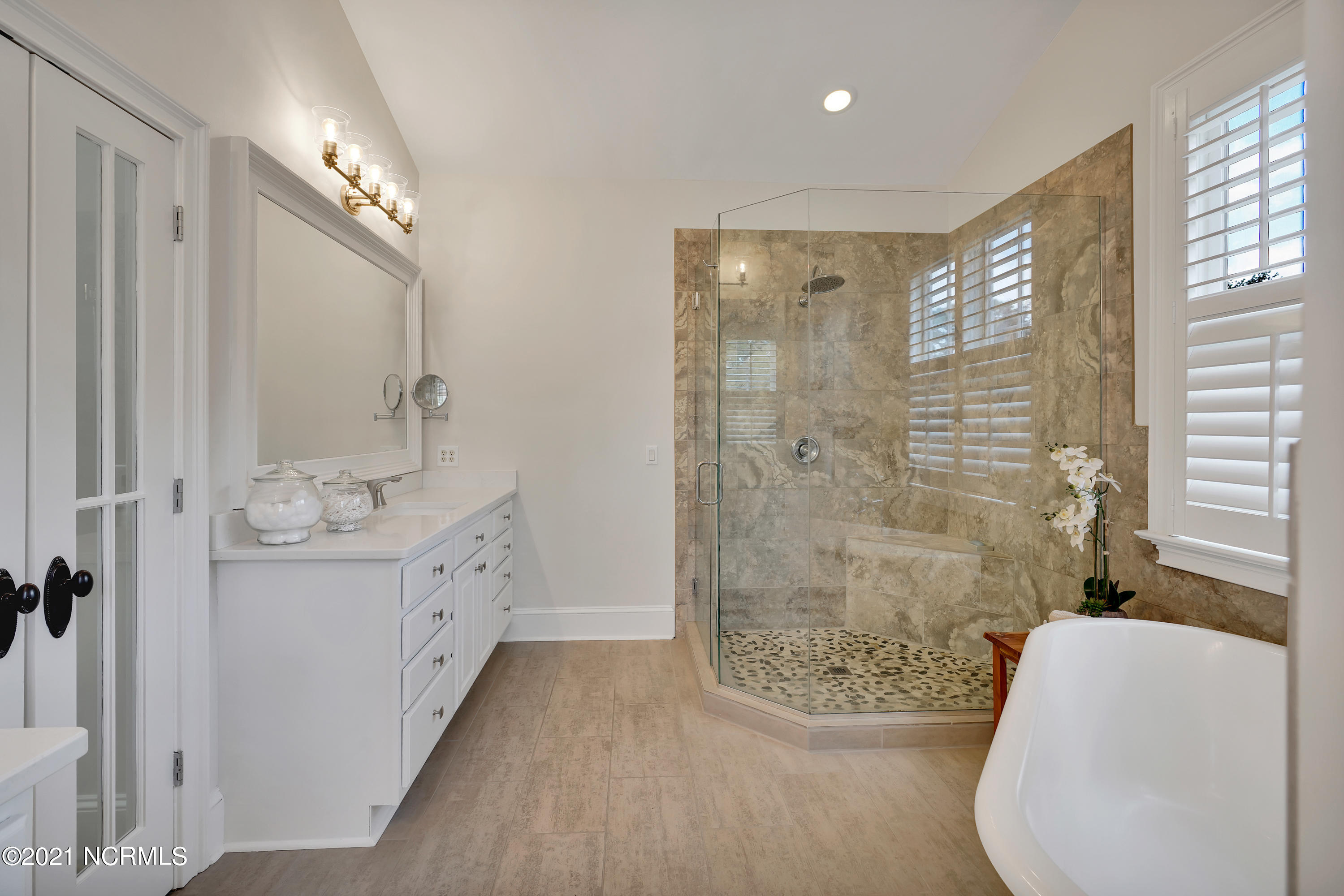 809 Fox Ridge Lane Wilmington, NC 28405 - Photo 32 of 64 809FoxRidgeLane-34