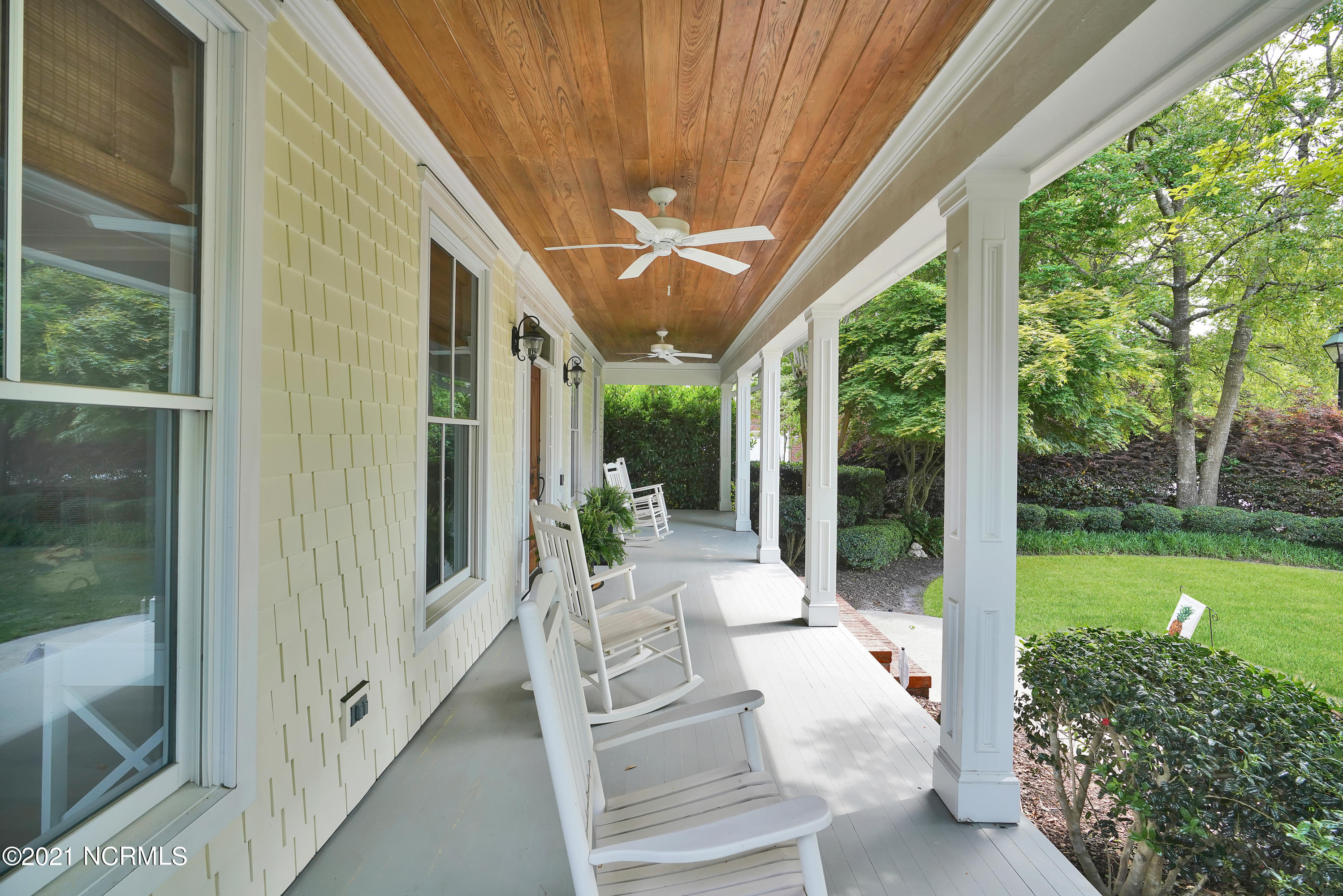 809 Fox Ridge Lane Wilmington, NC 28405 - Photo 4 of 64 809FoxRidgeLane-04