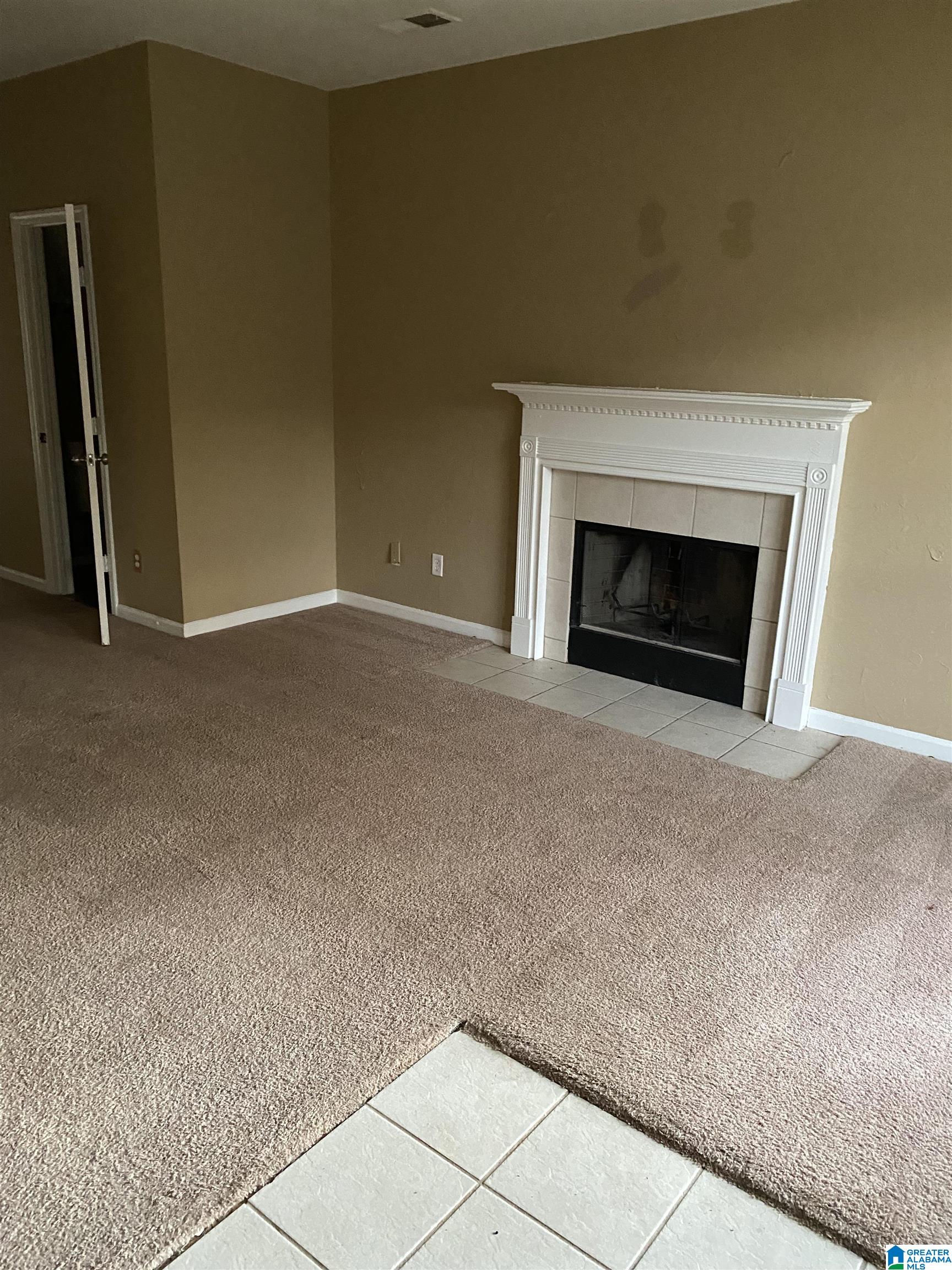363 Forest Lakes Drive Sterrett, AL 35147 - Photo 2 of 23