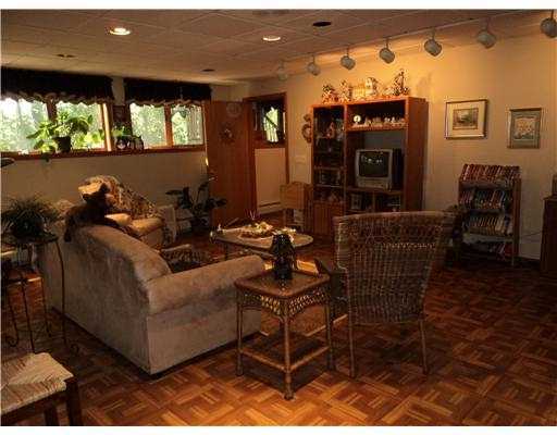 206 Pound Road Cumberland, RI 02864 - Photo 16 of 20 Den/Family/Great Room.