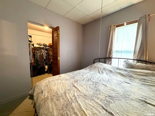$56,000 | 305 West Lincoln Street, Harrisburg, IL 62946