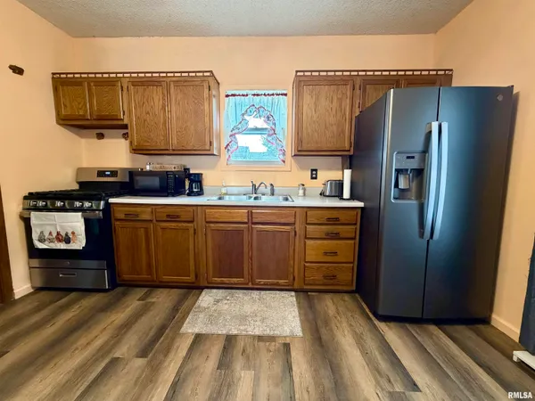 $56,000 | 305 West Lincoln Street, Harrisburg, IL 62946