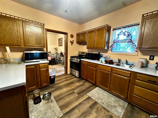 $63,000 | 305 West Lincoln Street, Harrisburg, IL 62946