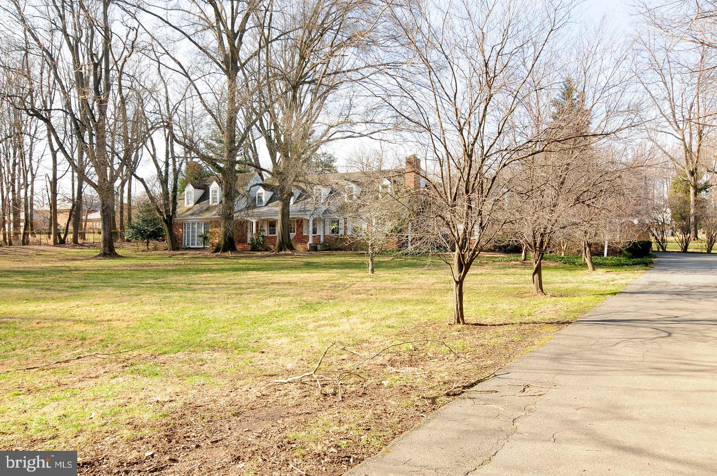 10020 Chapel Road Potomac, MD 20854 - Photo 12 of 42 Gallery Image 12