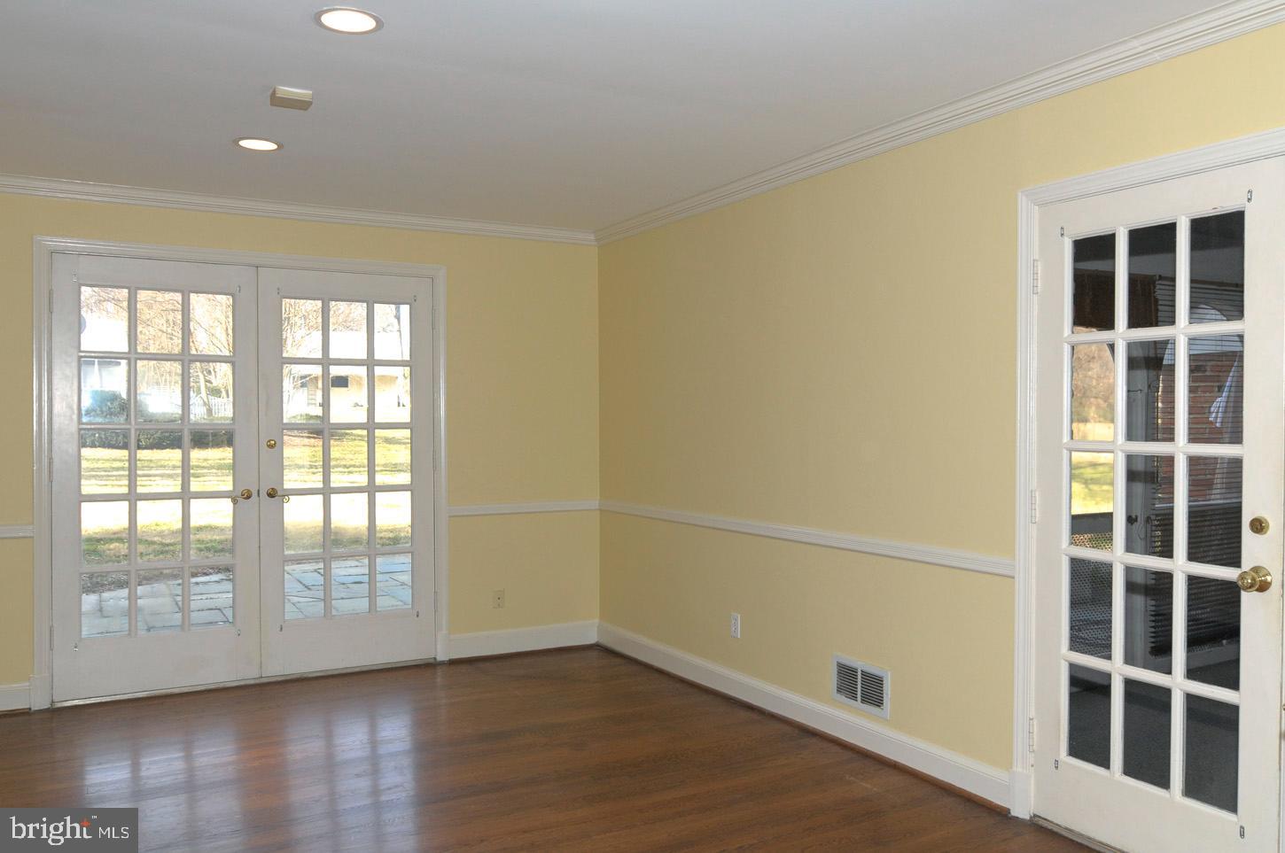 10020 Chapel Road Potomac, MD 20854 - Photo 21 of 42 Gallery Image 21