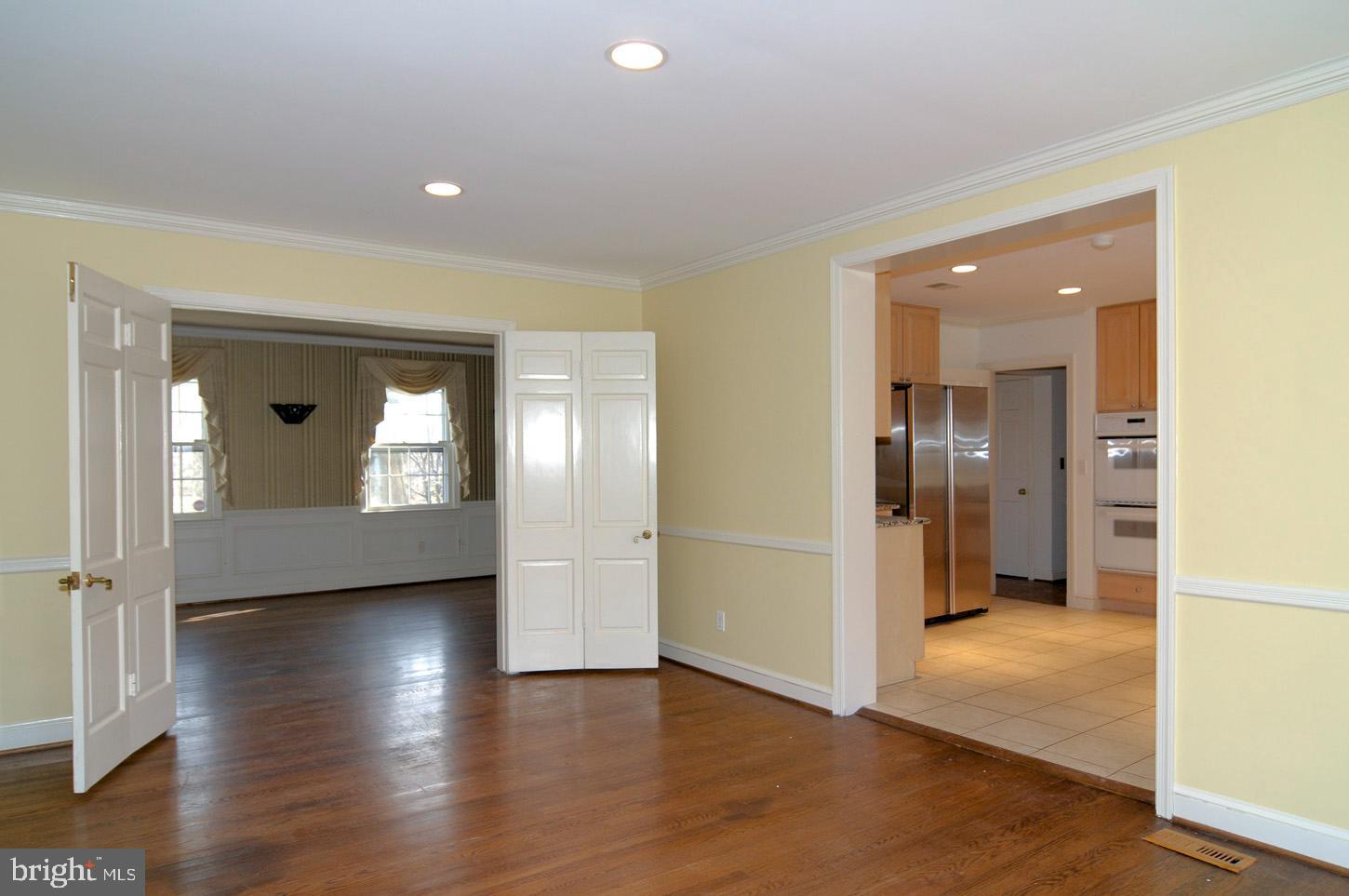10020 Chapel Road Potomac, MD 20854 - Photo 22 of 42 Gallery Image 22